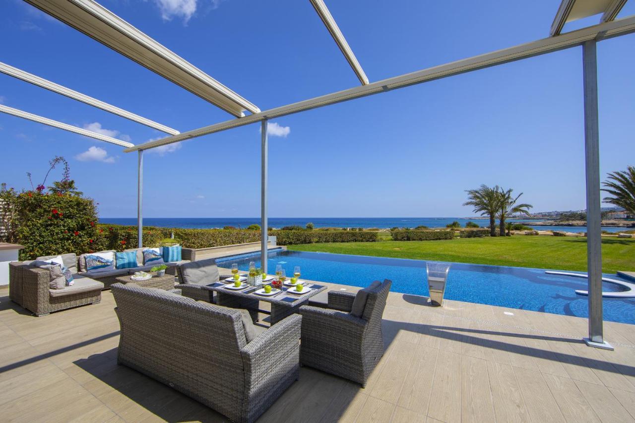 Protaras Seafront Villa Infinte Aretousa Exterior foto