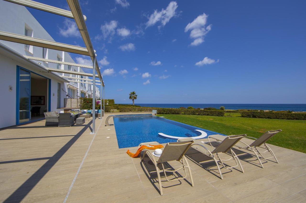 Protaras Seafront Villa Infinte Aretousa Exterior foto