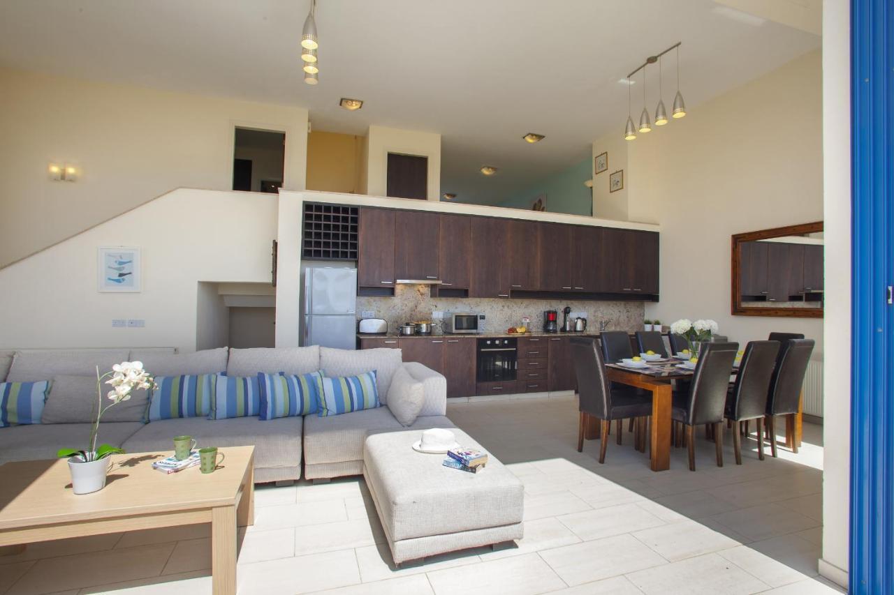 Protaras Seafront Villa Infinte Aretousa Exterior foto